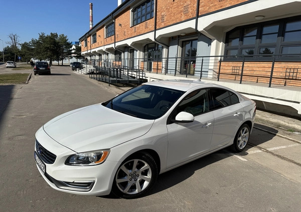 Volvo S60 cena 56000 przebieg: 144500, rok produkcji 2014 z Białystok małe 172
